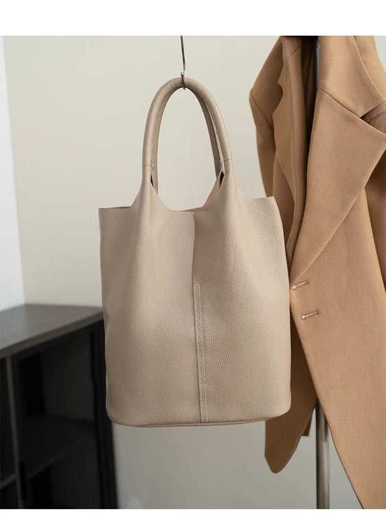 Genuine Leather Commuter Tote Bag Simple Ladies Soft Cowhide Tote Shoulder Handbag Large Capacity Women Bucket Bag 2025 New