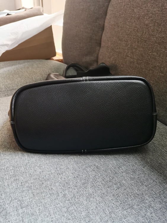 Genuine Leather Commuter Tote Bag Simple Ladies Soft Cowhide Tote Shoulder Handbag Large Capacity Women Bucket Bag 2025 New